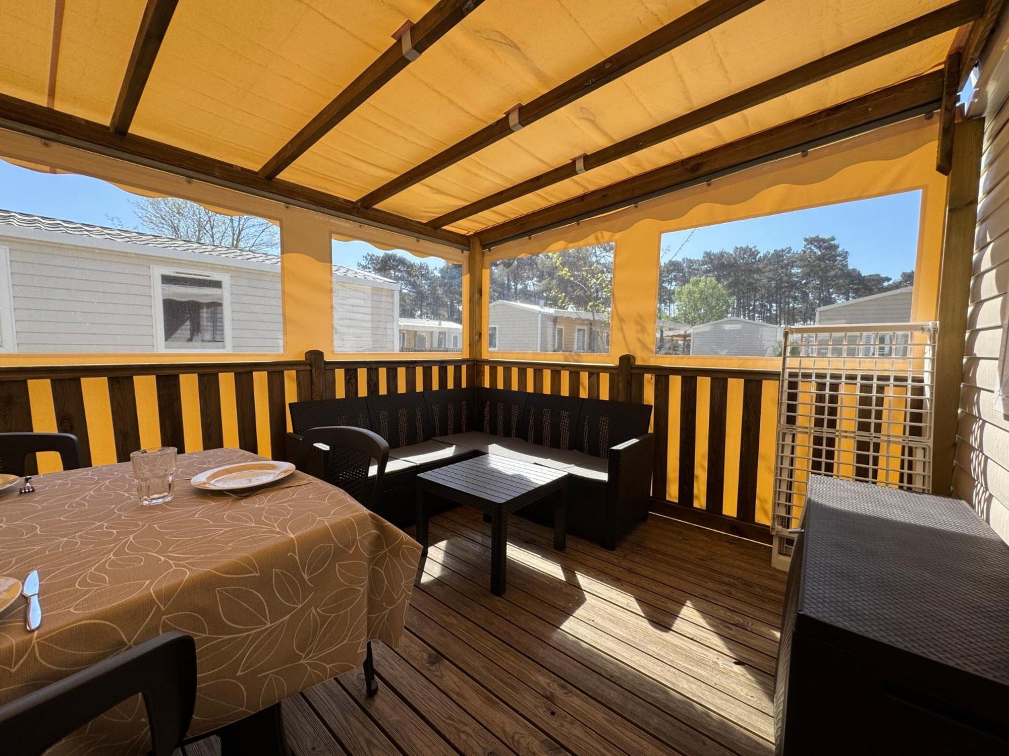Un Toit Sur Le Bassin Claouey Hotel Lege-Cap-Ferret Exterior photo
